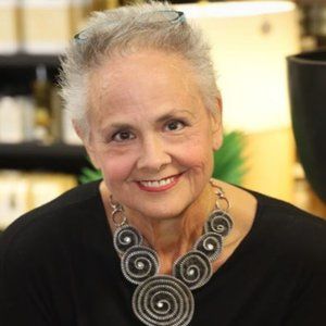 Meet your Posher, Sandy